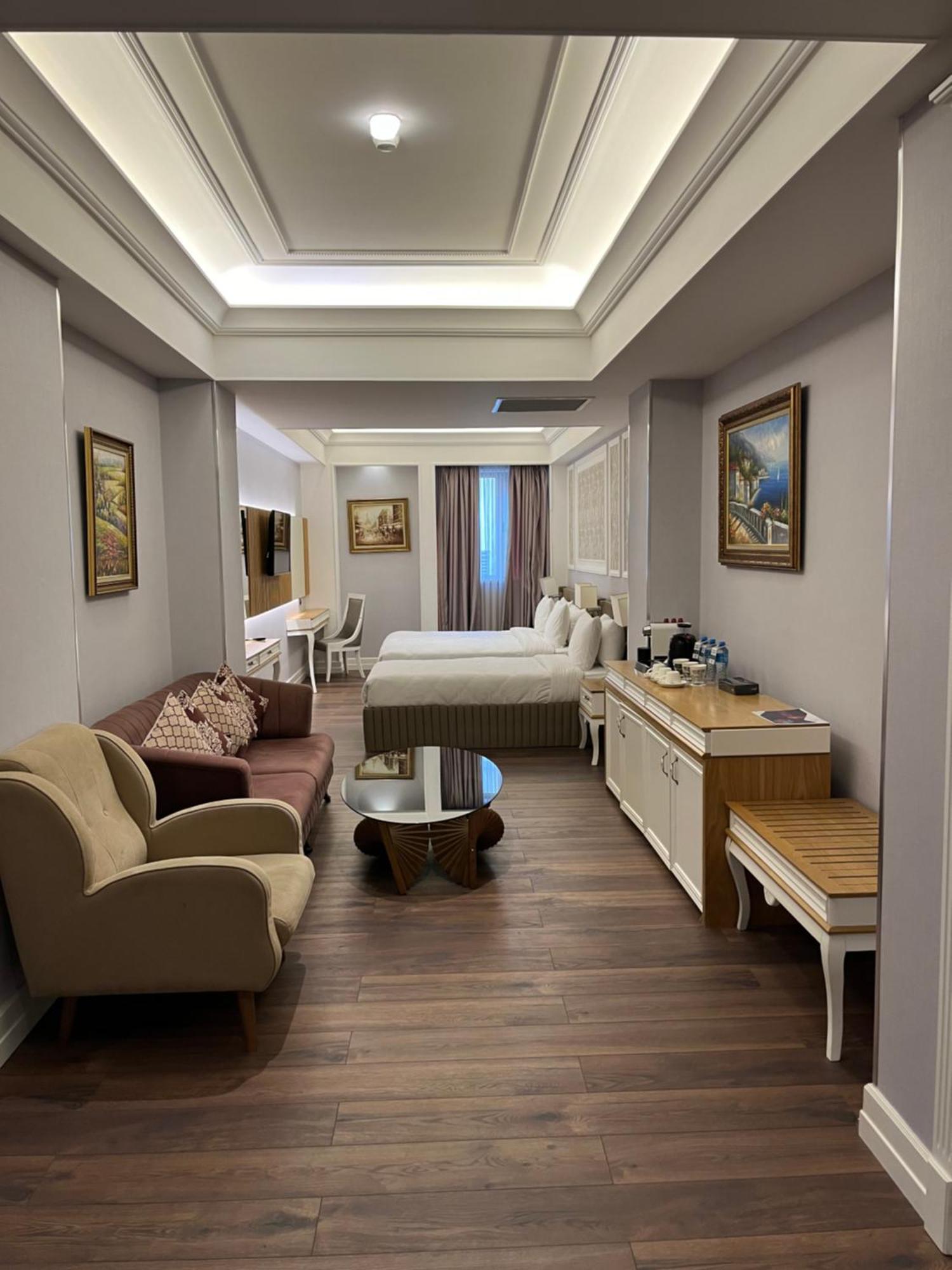 Hotel Theatrum