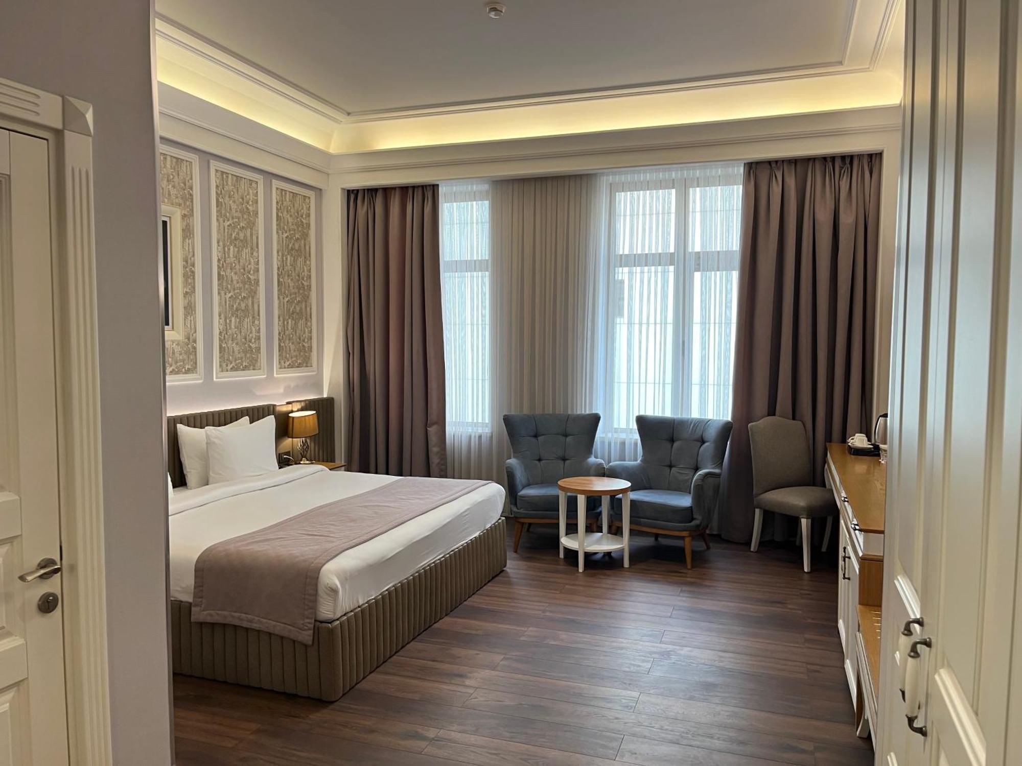 Hotel Theatrum Baku