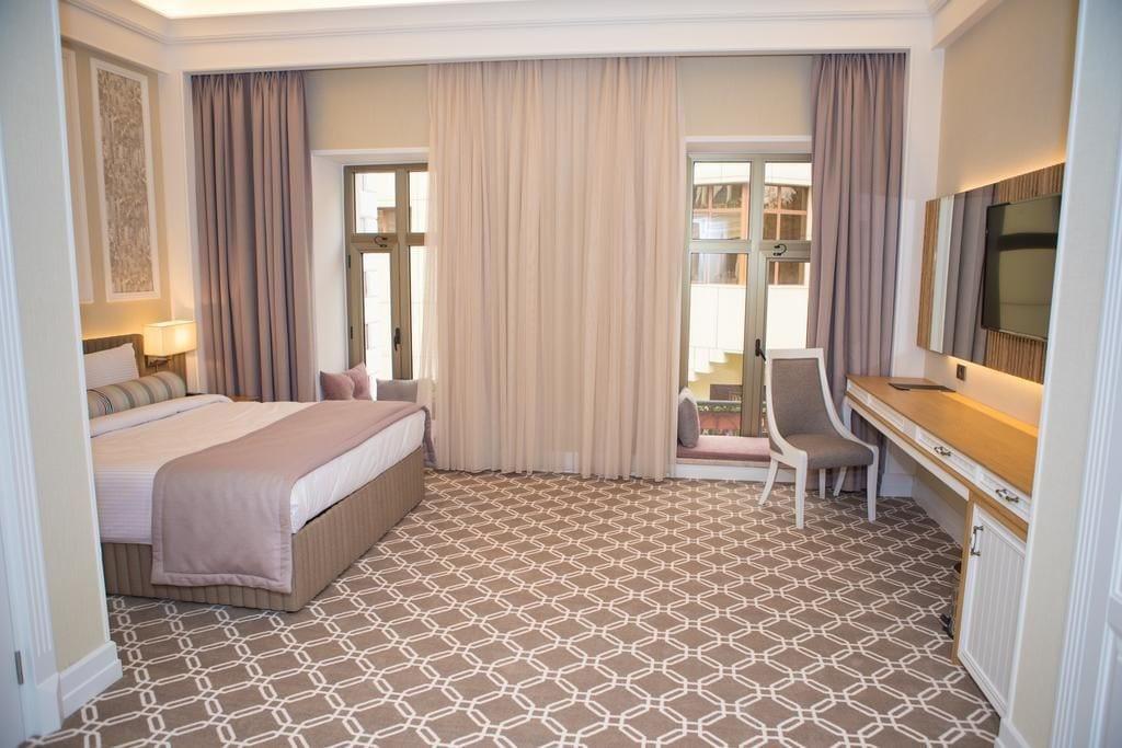 Theatrum 5* Baku
