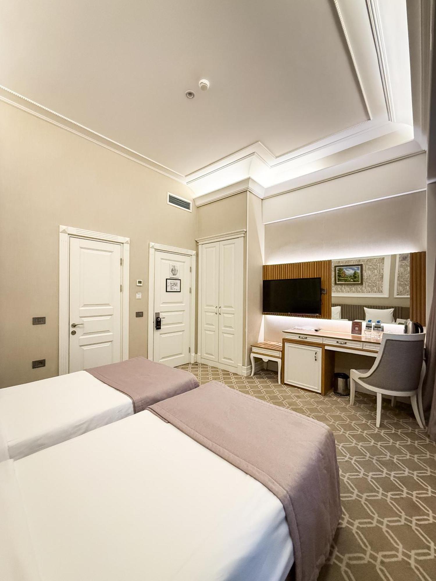 Hotel Theatrum 5*